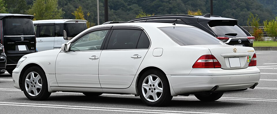 LS 460